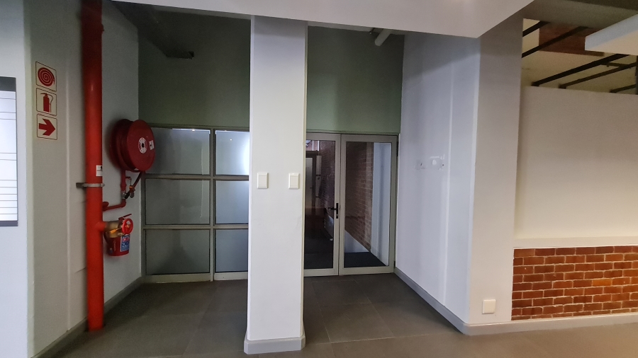 To Let commercial Property for Rent in Woodstock Western Cape